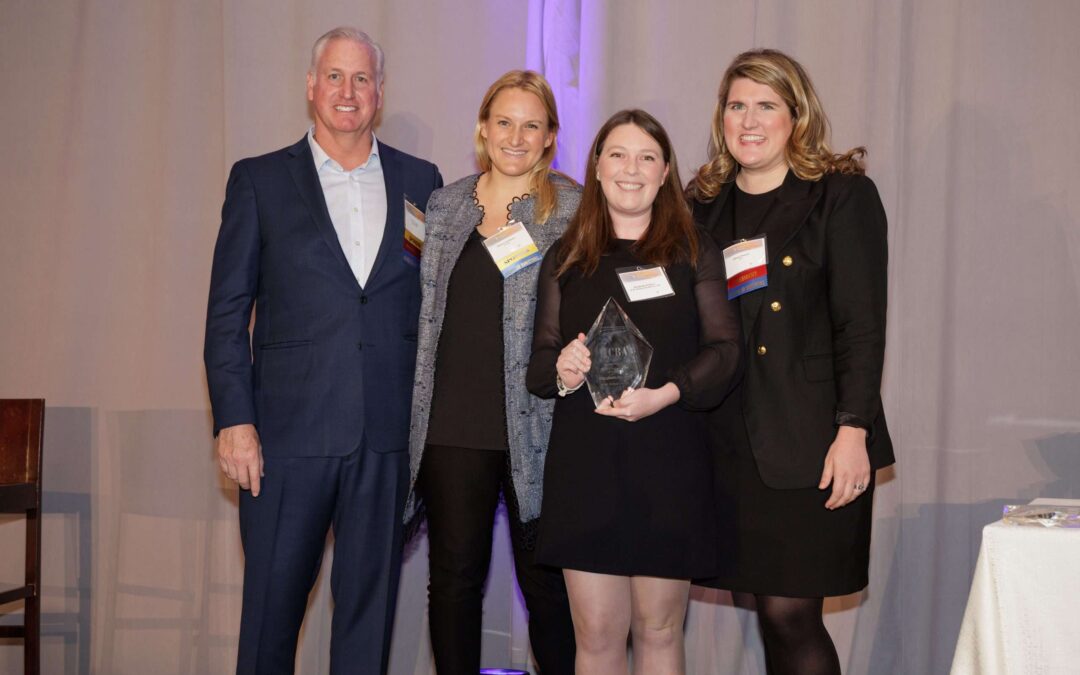 Commercial Brokers Association (CBA) Honors Elizabeth Holmes with the “Future Leader of the Year” Award