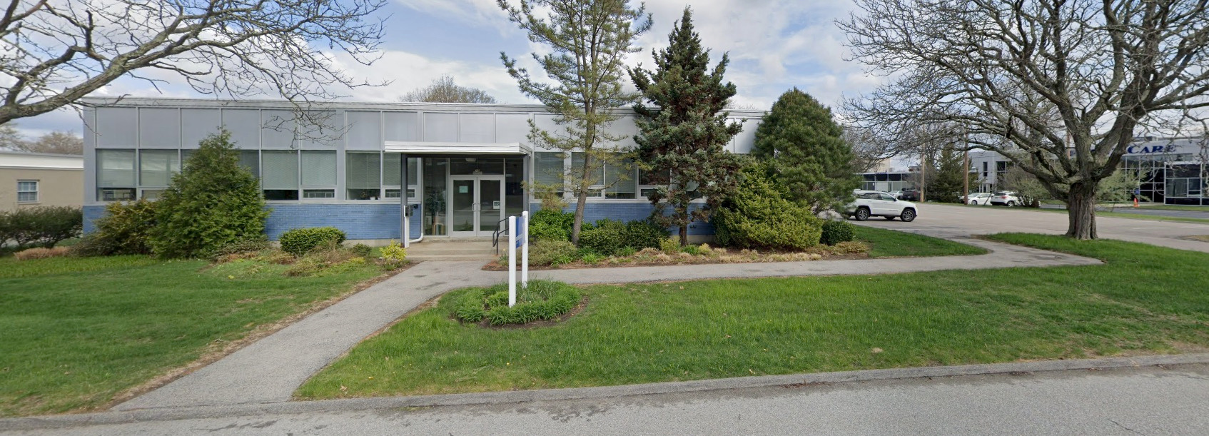 10 Strathmore Natick